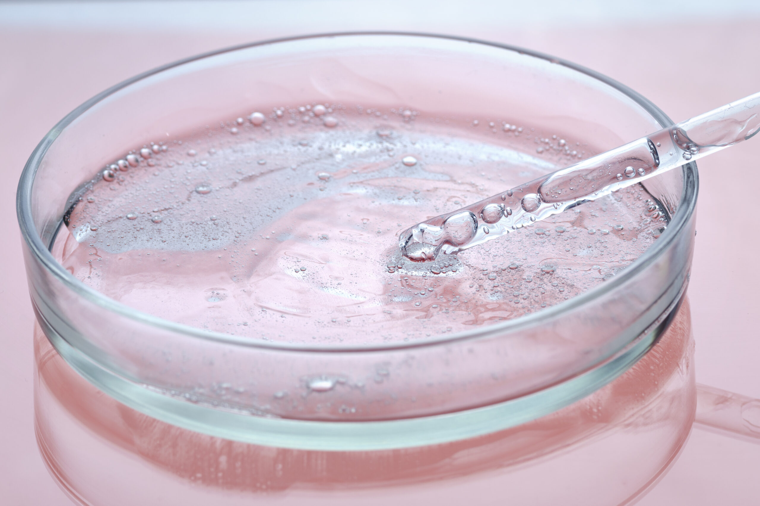 Finesse institute Lausanne : injections acide hyaluronique en Suisse